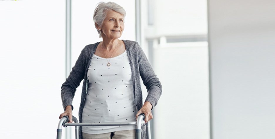 Elderly-woman-happy-at-a-nursing-home-in-Camarillo